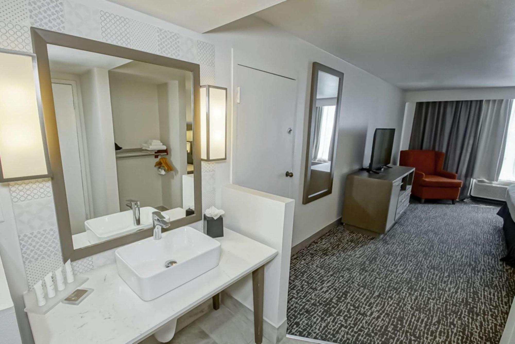 Country Inn & Suites By Radisson, New Orleans I-10 East, La Ngoại thất bức ảnh